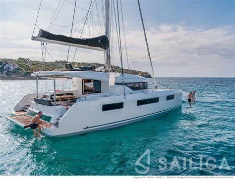 Lagoon 50 - Yacht Charter Sailica