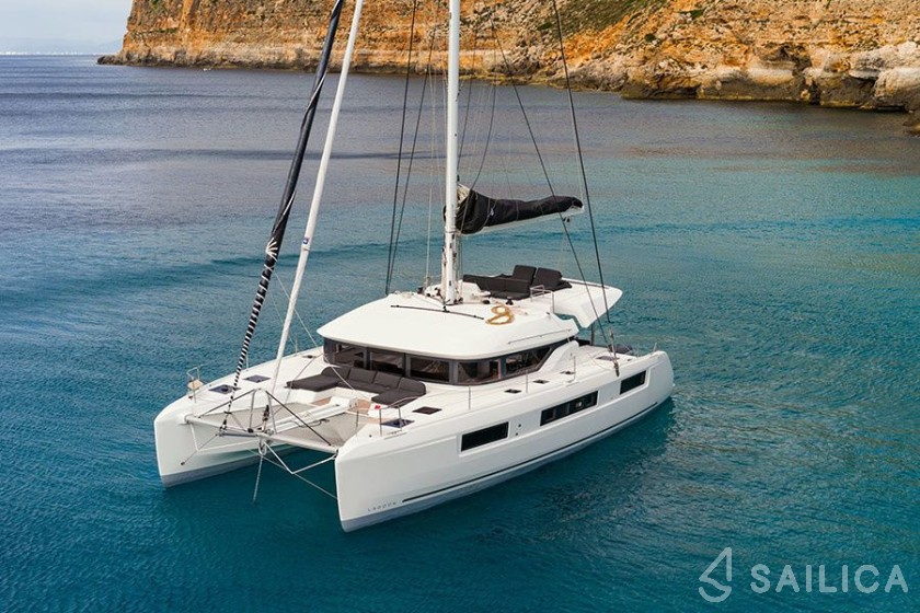Lagoon 50 - Yacht Charter Sailica