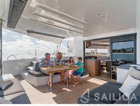 Lagoon 50 - Yacht Charter Sailica