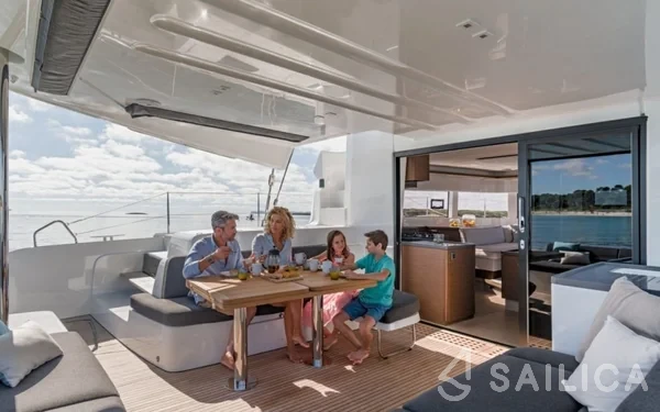 Lagoon 50 - Yacht Charter Sailica