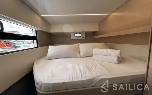 Nautitech 40 open NEW - 4 + 2 cab. - Photo #57 Nautitech 40 open NEW - 4 + 2 cab. - Yacht Charter Sailica