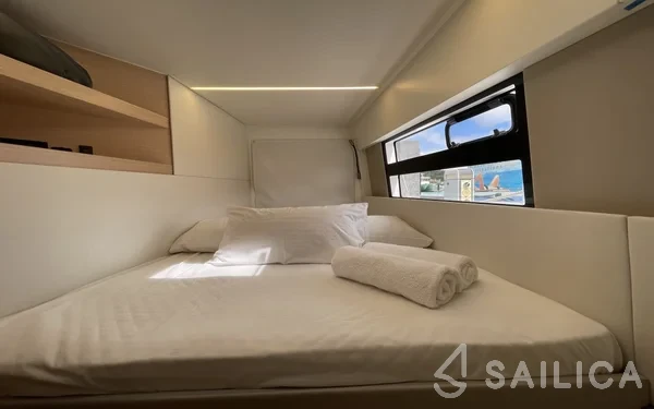 Nautitech 40 open NEW - 4 + 2 cab. - Photo #56 Nautitech 40 open NEW - 4 + 2 cab. - Yacht Charter Sailica