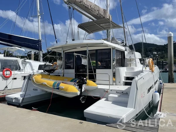 Bali 4.3 - Photo #60 Bali 4.3 - Yacht Charter Sailica