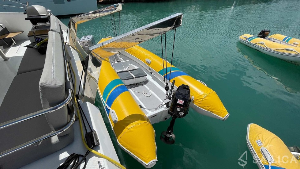 Saona 47 - Photo #22 Saona 47 - Yacht Charter Sailica