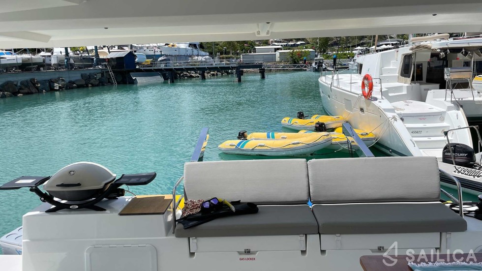 Saona 47 - Photo #21 Saona 47 - Yacht Charter Sailica