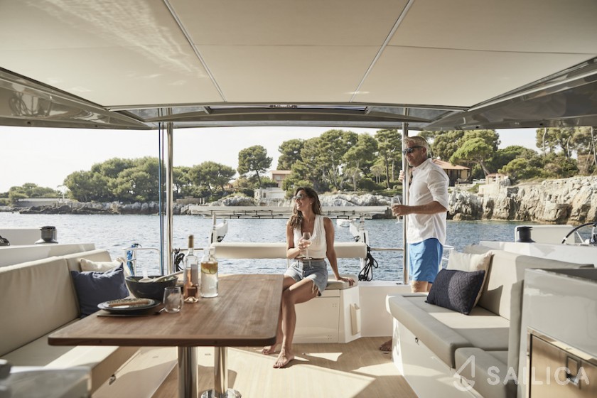 Nautitech 40 Open - Yacht Charter Sailica