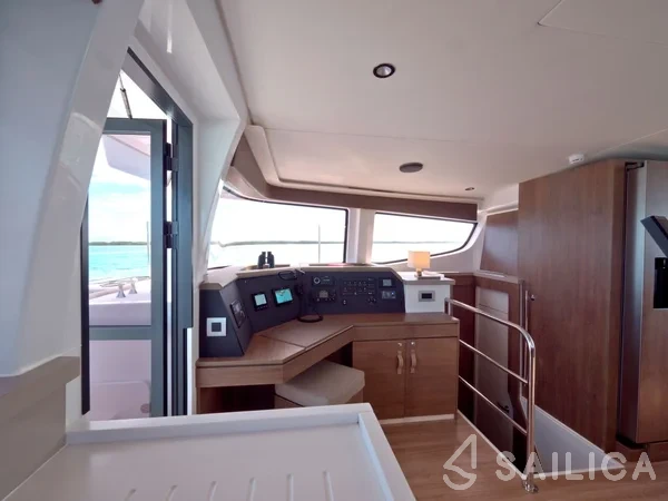 Bali 4.4 - Yacht Charter Sailica