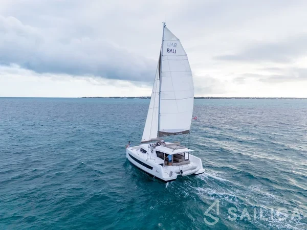 Bali 4.4 - Yacht Charter Sailica