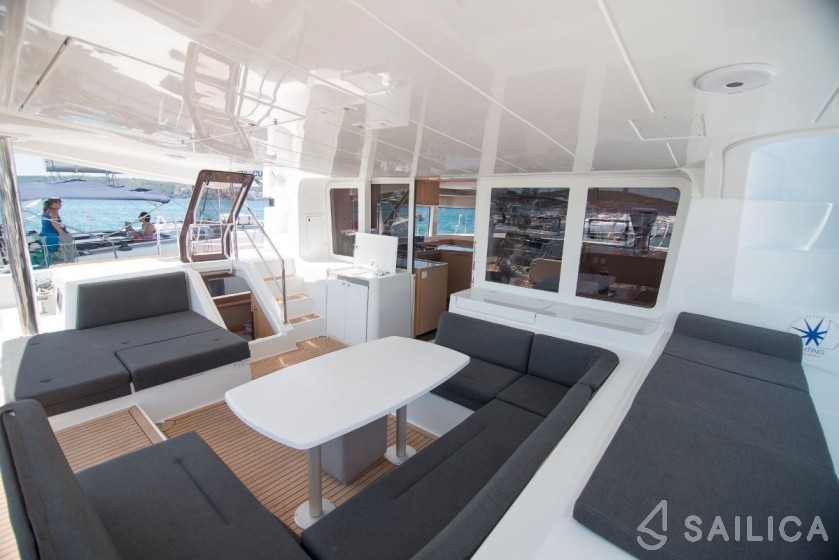 Lagoon 52F - Yacht Charter Sailica