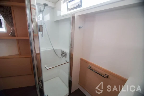 Lagoon 52F - Yacht Charter Sailica