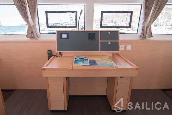 Lagoon 52F - Yacht Charter Sailica