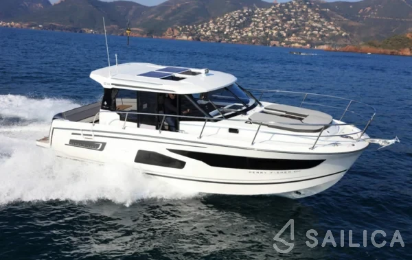 Merry Fisher 1095 - Yacht Charter Sailica