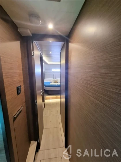 Lagoon 46  - Yacht Charter Sailica