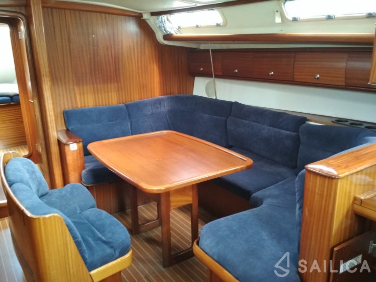Bavaria 41 - Yacht Charter Sailica