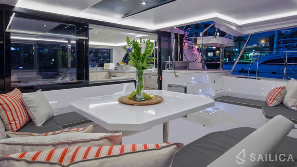 Leopard 45 - Yacht Charter Sailica