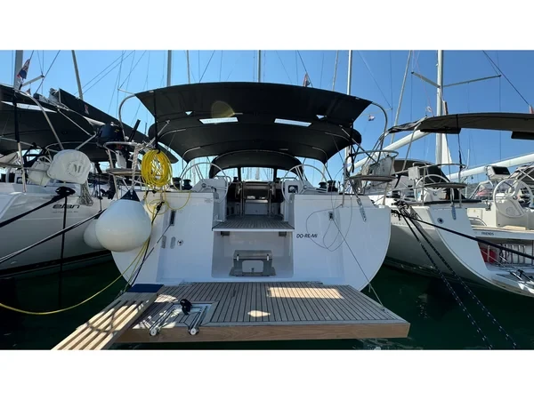 Elan Impression 50.1 - Yacht Charter Sailica