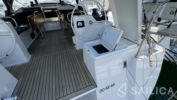 Elan Impression 50.1 - Yacht Charter Sailica
