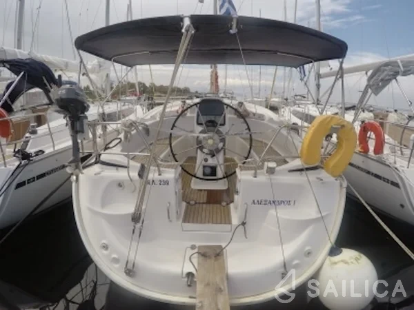 Bavaria 33 Cruiser - Yacht Charter Sailica