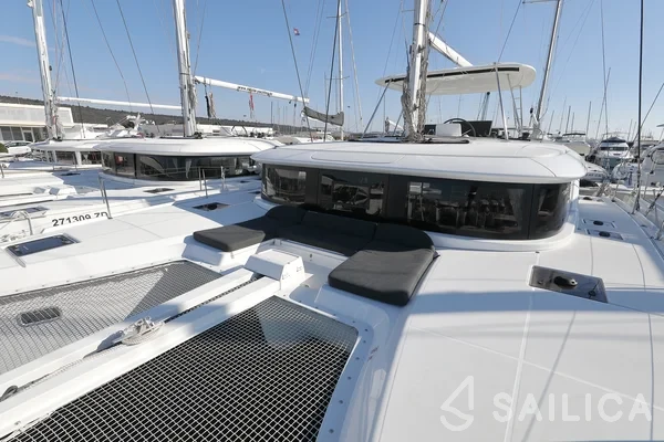 Lagoon 46  - Yacht Charter Sailica