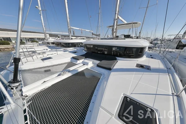 Lagoon 46  - Yacht Charter Sailica