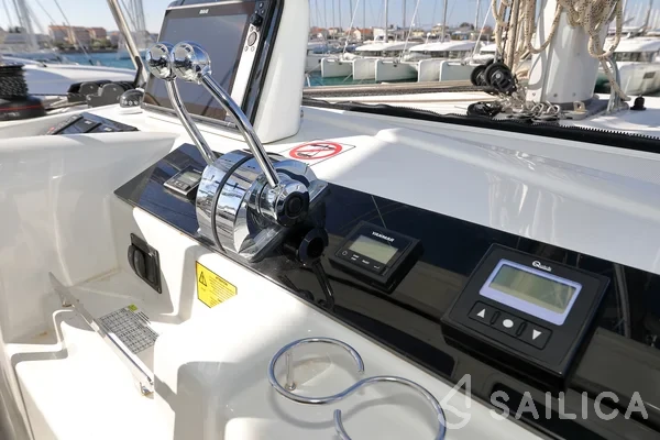 Lagoon 46  - Yacht Charter Sailica