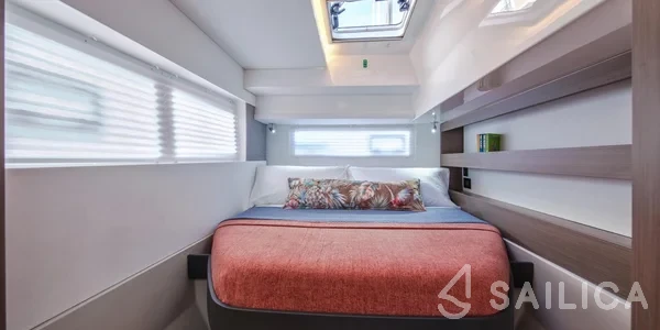 Leopard 42 - Yacht Charter Sailica