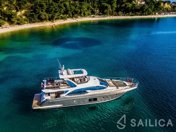 Azimut 66 - Yacht Charter Sailica