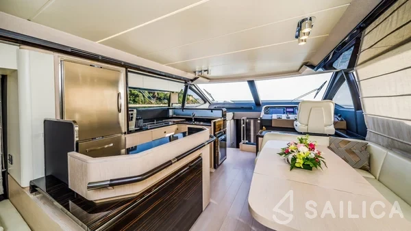 Azimut 66 - Yacht Charter Sailica