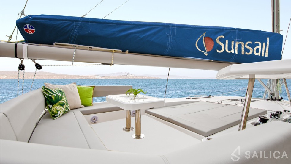 Leopard 45 - Yacht Charter Sailica