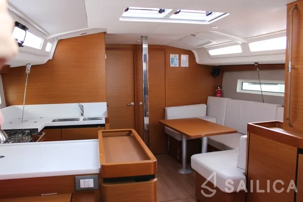Sun Odyssey 440 - Yacht Charter Sailica