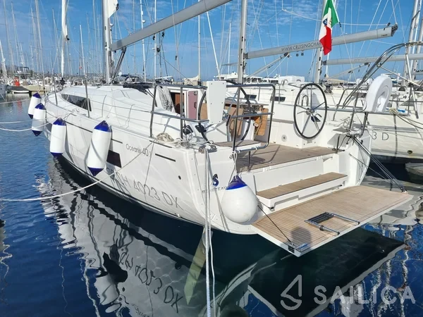 Oceanis 40.1 - Yacht Charter Sailica