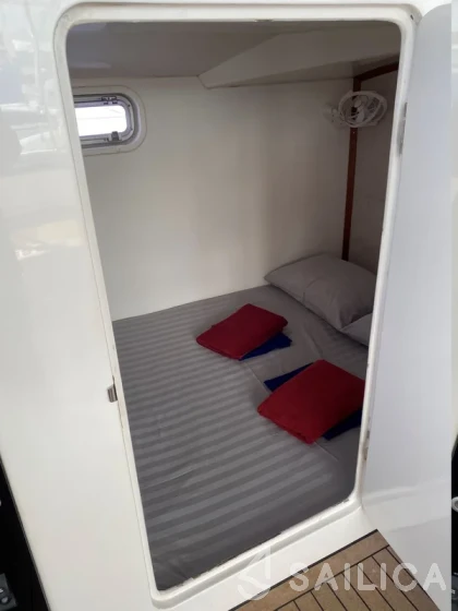 Island Spirit 38 - Photo #52 Island Spirit 38 - Yacht Charter Sailica