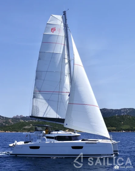 Saona 47 - Yacht Charter Sailica