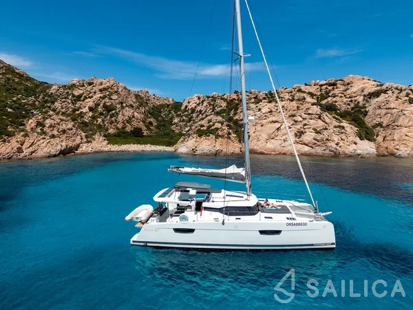 Saona 47 - Yacht Charter Sailica