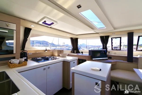 Saona 47 - Yacht Charter Sailica