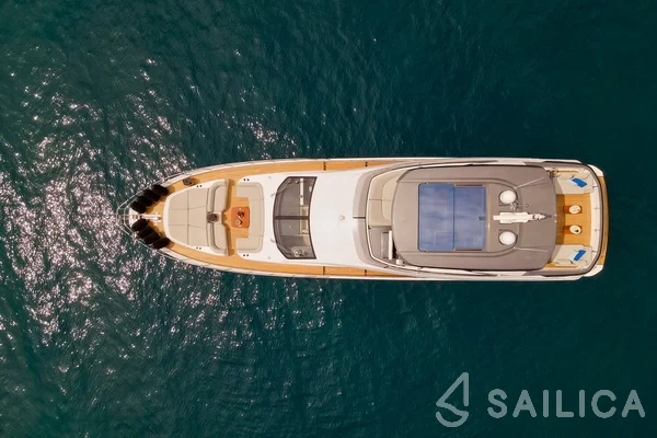 Azimut 78 - Yacht Charter Sailica