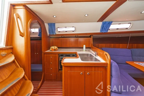 Salona 40 - Yacht Charter Sailica