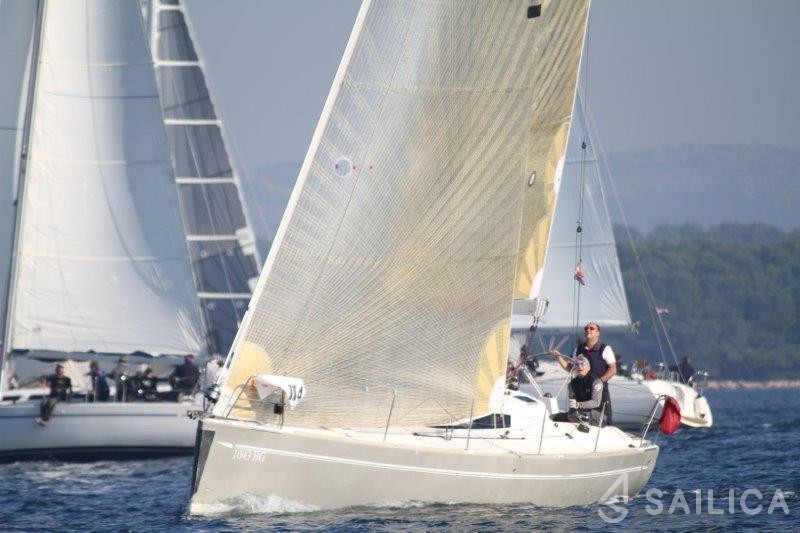 Elan 340 - Yacht Charter Sailica