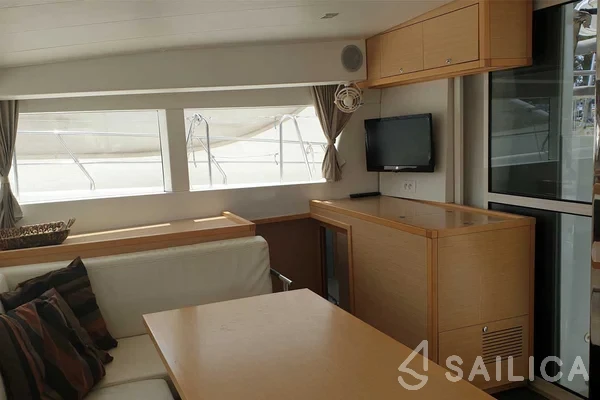 Lagoon 39 - Yacht Charter Sailica