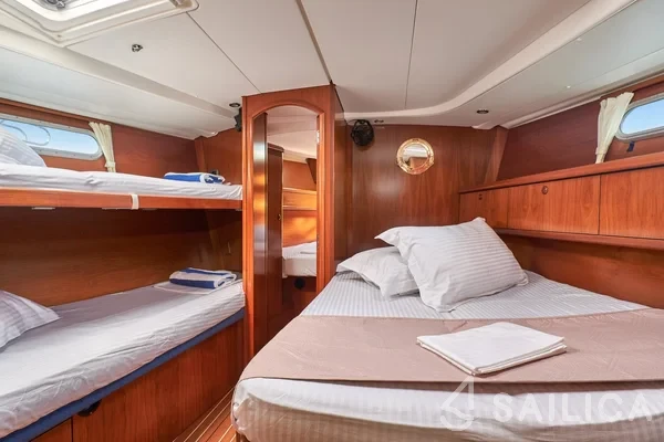 Sun Odyssey 54DS - Yacht Charter Sailica
