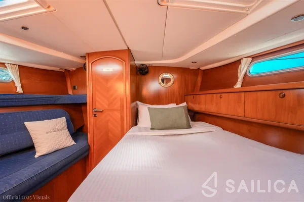 Sun Odyssey 54DS - Yacht Charter Sailica