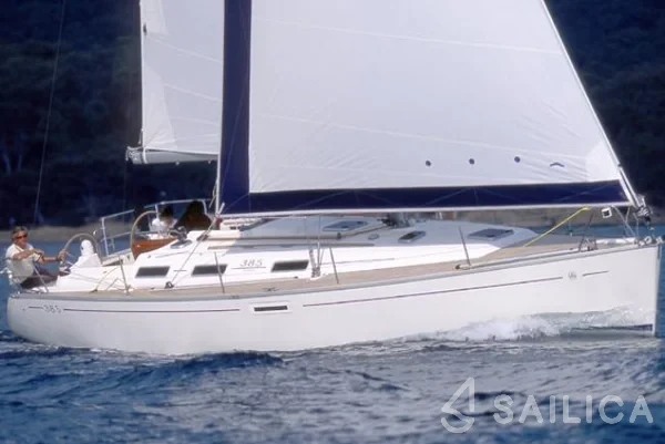 Dufour 385 GL - Yacht Charter Sailica