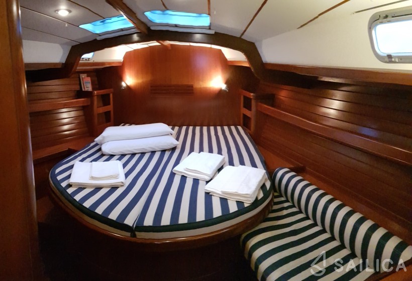Beneteau 50 - Yacht Charter Sailica