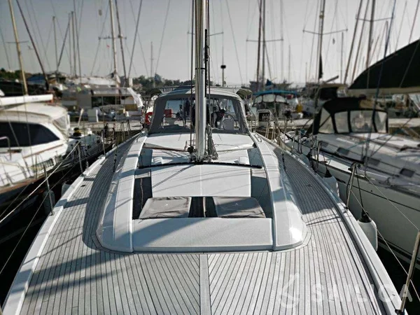 Oceanis 51.1 - Yacht Charter Sailica