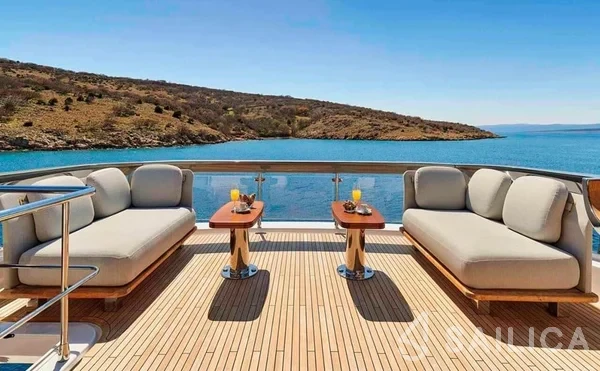 Azimut 78 - Yacht Charter Sailica