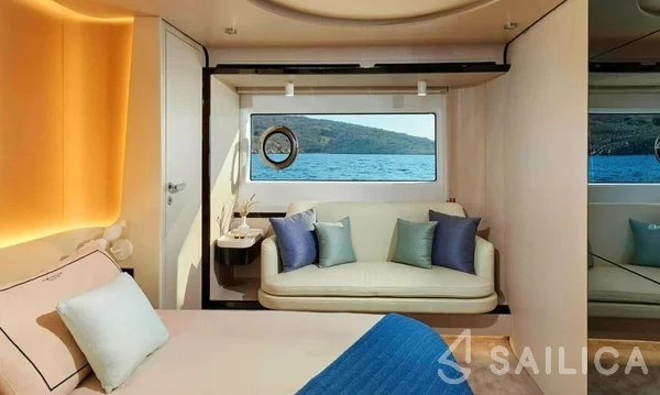 Azimut 78 - Yacht Charter Sailica