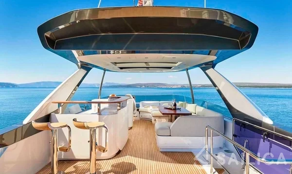 Azimut 78 - Yacht Charter Sailica