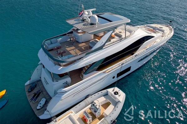 Azimut 78 - Yacht Charter Sailica