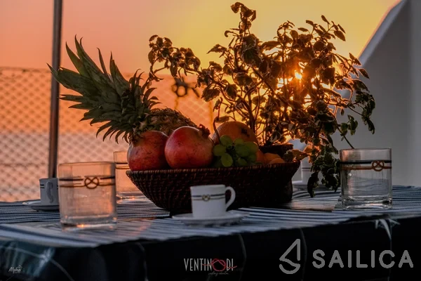 Belize 43 - Yacht Charter Sailica