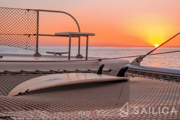 Belize 43 - Yacht Charter Sailica